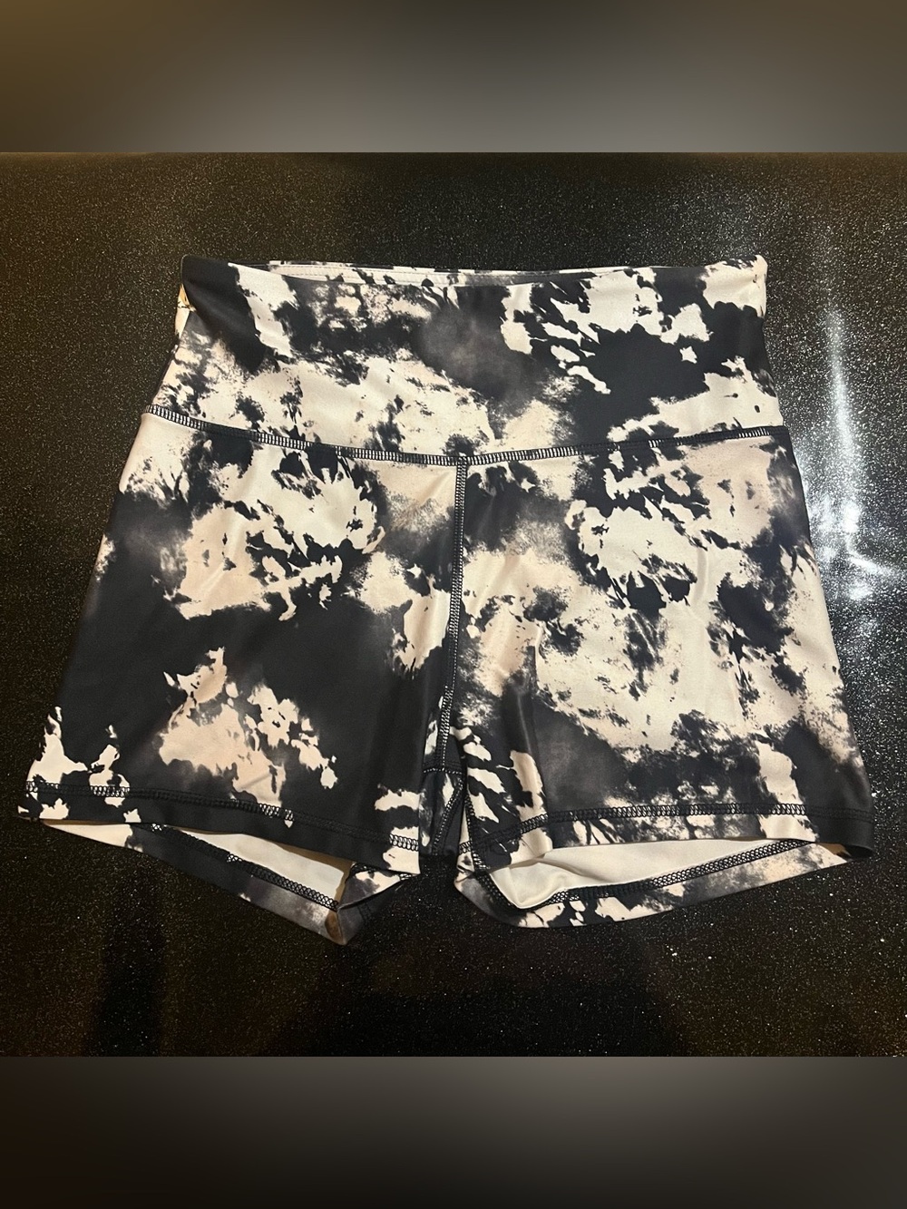 Balance Collection Yoga Shorts Large